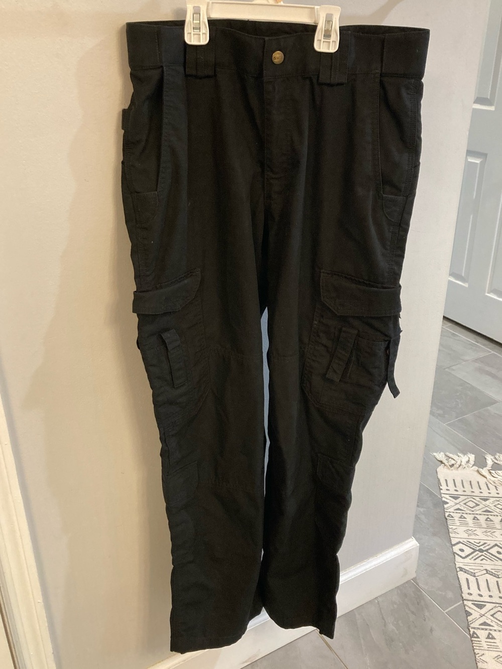 5.11 Tactical Mens Black Cargo Work Pants 32 x 32 Baggy Gorpcore Utility